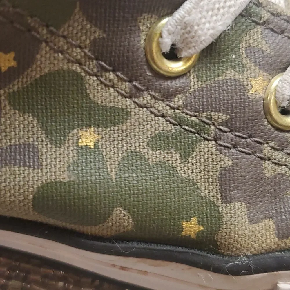 ‎CONVERSE Kids All-Star Block Party Camo Sneakers - Size 2